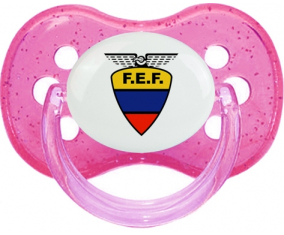 Sucete Cherry Rose, de la selección ecuatoriana de fútbol, con lentejuelas