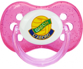La selección de fútbol de Gabón, Sucete Cherry Rose, con lentejuelas